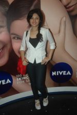 Sonal Sehgal at Nivea promotional event in Malad on 30th Sept 2011 (16).JPG